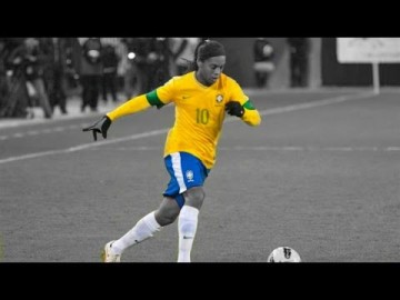 Ronaldinho ? Top 30 Skills Moves Ever